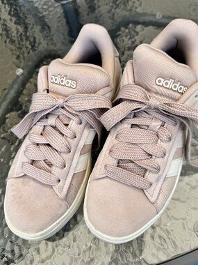 ADIDAS Blush/Muted Pink and Cream Cloudfoam Sneaker, Size US 9 Women's